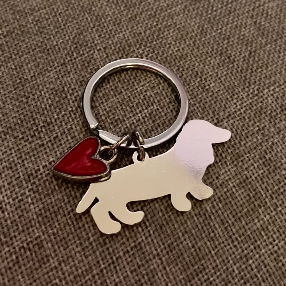 Dachshund Dog Heart Keychain - Picture 3 of 4